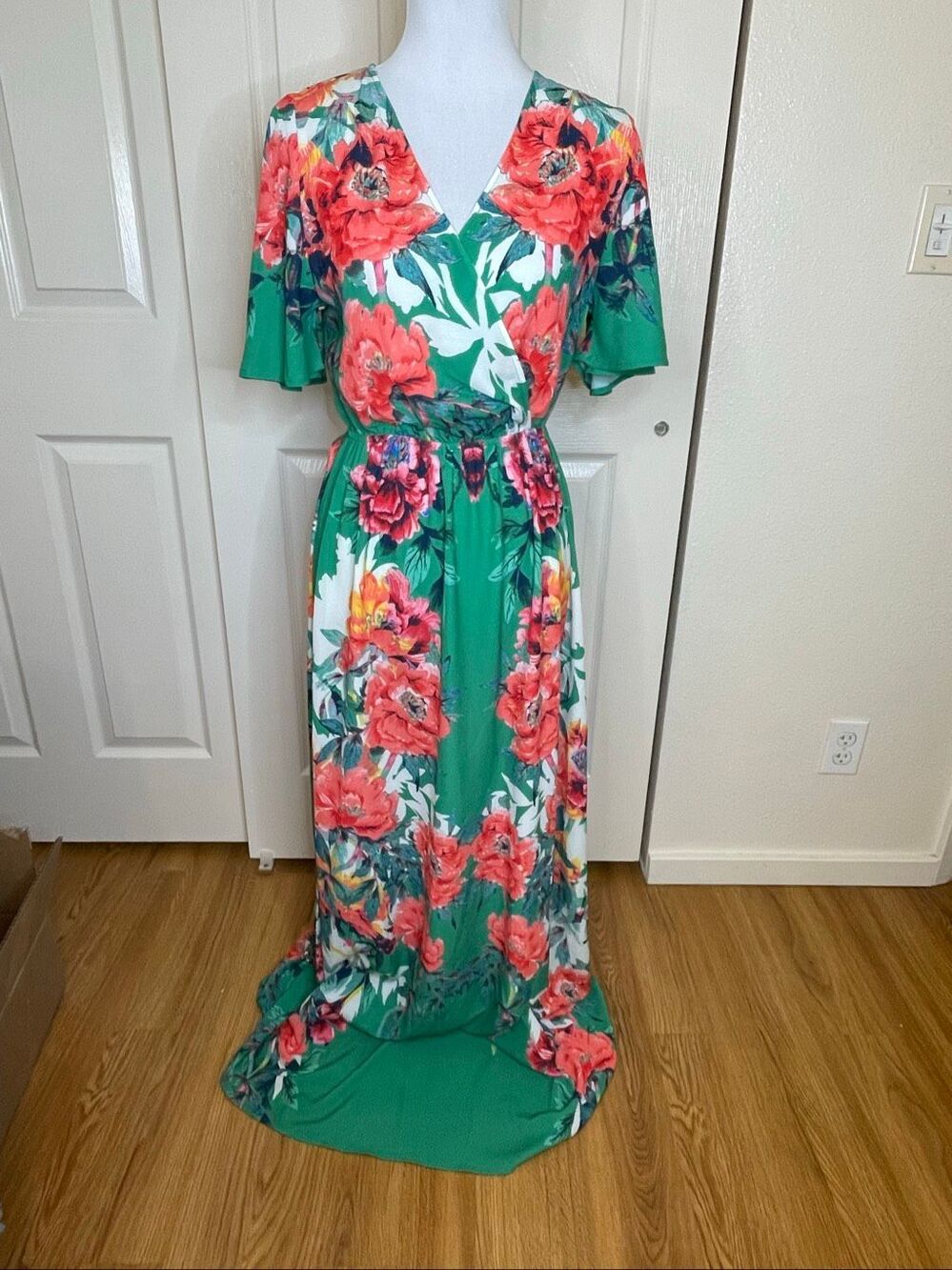 Lulus Still In Paradise Green Floral Print Maxi Dress Size Small - Picture 10 of 10